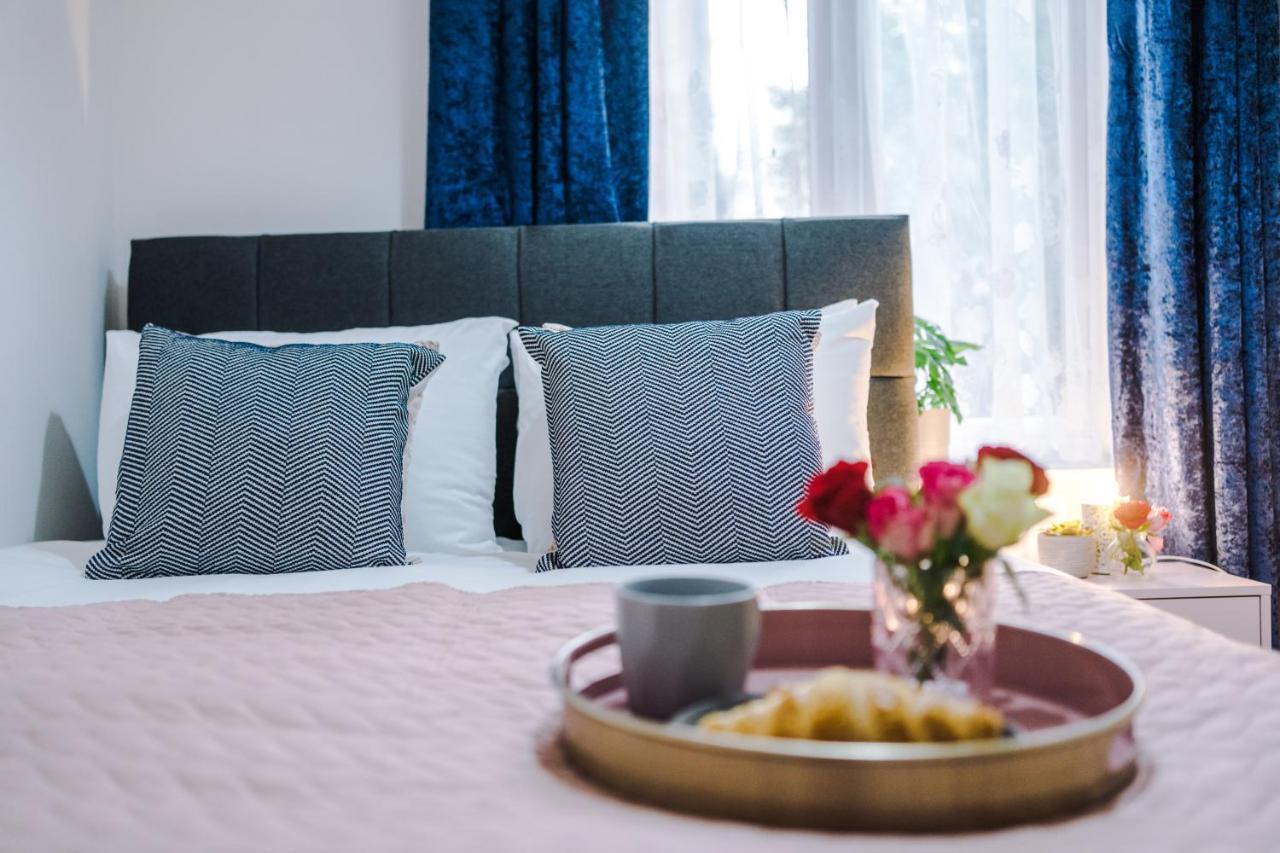 Goldsmith Serviced Apartment *